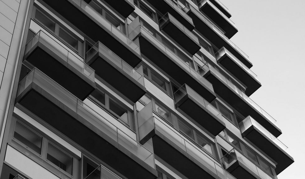 Investire negli immobili commerciali: un’alternativa strategica al residenziale