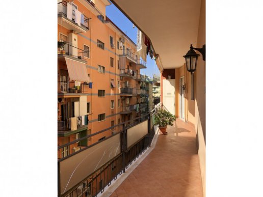 Sale Apartment 130 sqm, with Garage in Viale II Melina, - 21