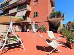 Sale Apartment with terrace -Piazza Angelina Lauro in the park (with tennis court) - 1