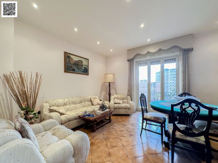 Sale Apartment Viale Cavalleggeri D'Aosta - 4 rooms - 110 sqm