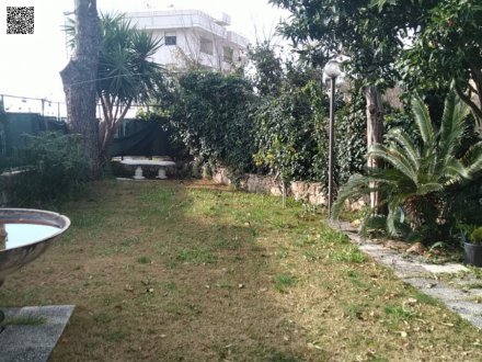 Villa con giardino e terrazzo - Zona Casa Manzo  - Salerno